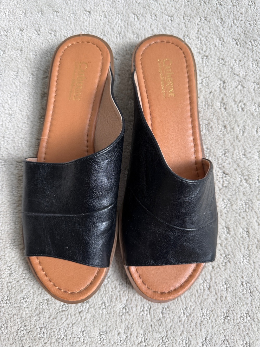 Catherine Malandrino Black Leather Slide Mules with Tan Footbed